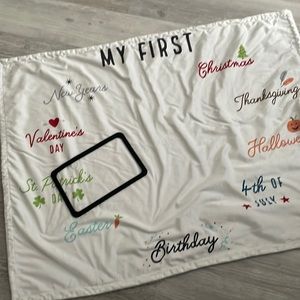 NWOT 🆕✨ my first holiday picture backdrop